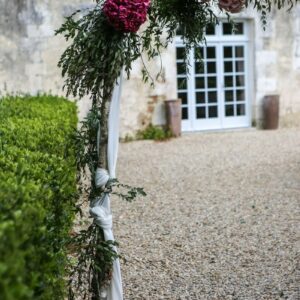 Arche Fleurie Pour Un Mariage De Princesse Dans Un Château