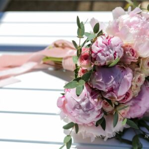 Bouquet De Mariée Tout En Pivoines