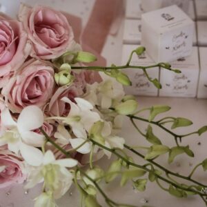 Bouquet De Mariée Rose Blanc Et Vert Clair