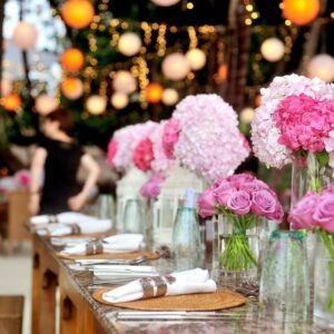 Chemin De Table Avec Fleurs Rose Blush Et Pourpre