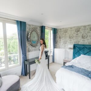 Jolie Mariée Estonienne Avec Son Wedding Planner
