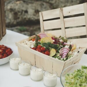 Panier De Légumes Bio Lors D'un Cocktail De Mariage