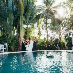 Beach Party à Bali Pour Un Beau Mariage