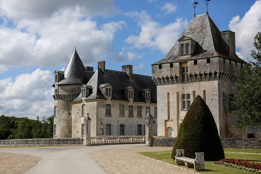 Se marier dans un château de princesse en Charentes