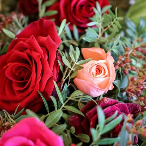 Composition Florale De Mariage Rouge Et Rose