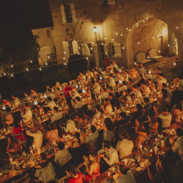 Dîner De Mariage Sous Les étoiles