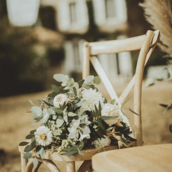 Joli Bouquet Sauvage D'un Mariage Dans Le Gers