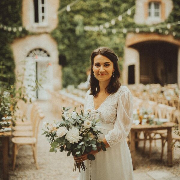 Jolie Mariée Noces Du Monde Avec Un Dîner Sous Les étoiles