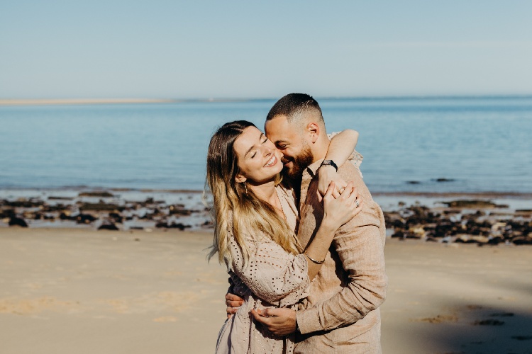 séance engagement de mariage avec l'agence NOCES DU MONDE wedding planner bordeaux