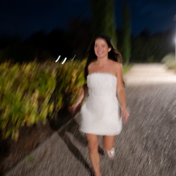 Changement De Tenue Pour La Soirée De Mariage